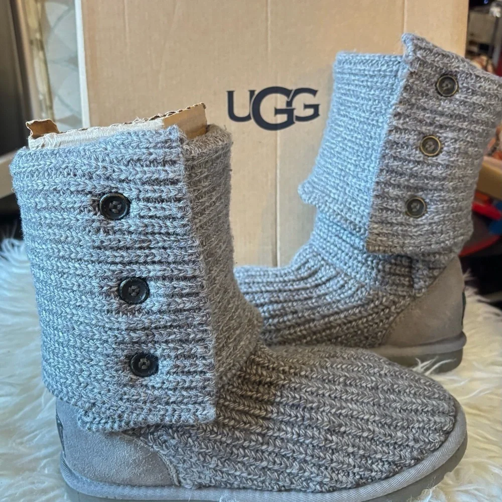 Ugg women gray classic cardy cabled knit boots